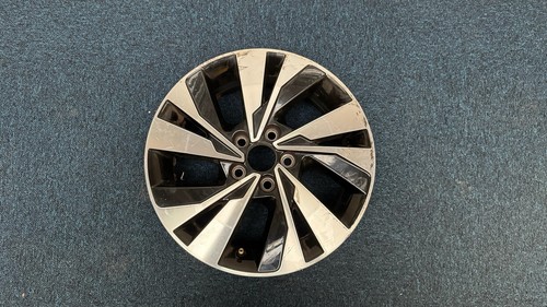 Genuine volkswagen polo - volkswagen,