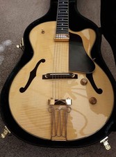 Yamaha AEX1500 Martin Taylor