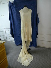 1920s Wedding Gown Dress - ivory silk and crepe, intricate beading, long train!