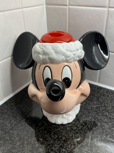 Disney collectable mickey - collectable,