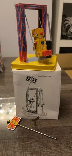 Vintage tinplate robot swing - vintage,