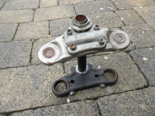 Malaguti triple clamps - triple, from