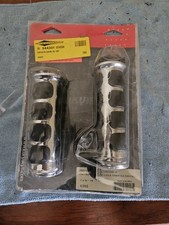 Kuryakyn Three-Piece ISO Grips