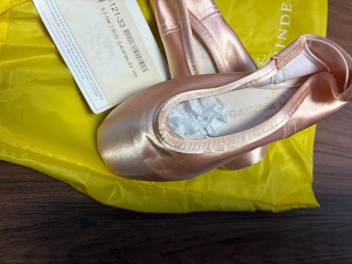 Gaynor minden pointe shoes - gaynor,