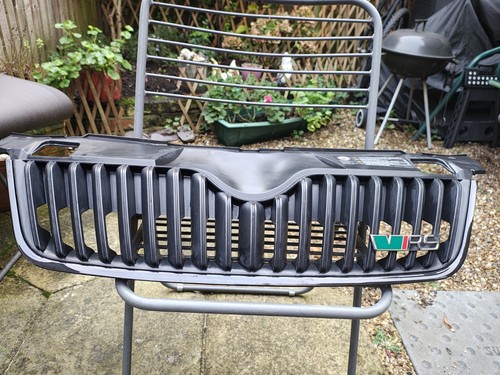 Front bumper grill skoda - skoda, fabia