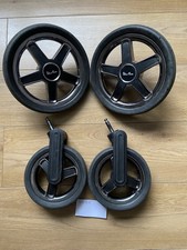 Silver Cross Pioneer Full