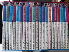 The Famous Five Books 1 - 21 Collection Box Set by Enid Blyton