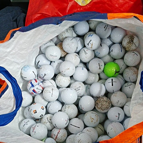 Mixed lot recycled golf - golf, balls