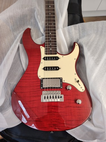 Yamaha pacifica - yamaha,