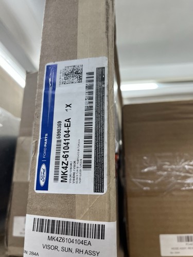 Mk4z6104104ea oem sun visor - mk4z6104104ea,