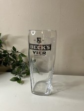 Becks vier lager - lager, glasses