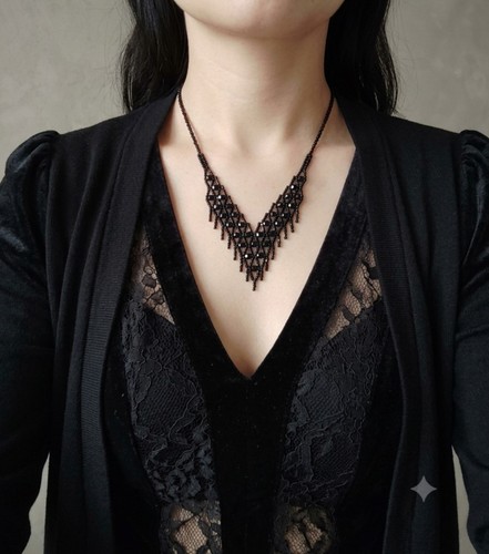 Mood black gemstone neck - gemstone, bib