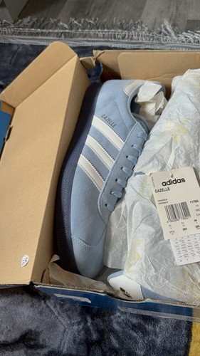 Size adidas gazelles new - 11,