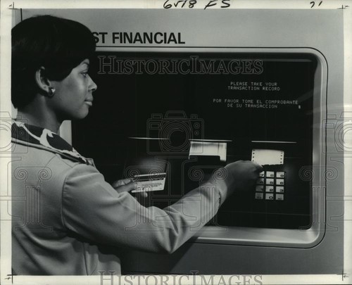 1977 press photo - 1977,