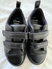 Clark’s Glow Move Light Up Leather School Shoes Size 9F 