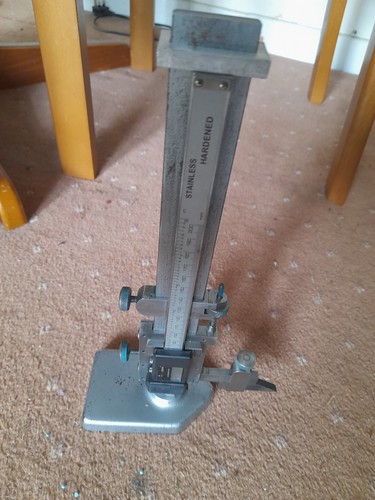 Vertical vernier for - vertical,