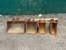 4x Digger Bucket 750 400 12" 9" Pin 30mm Dipper 110mm Centre 140mm Suit 3ton (9)