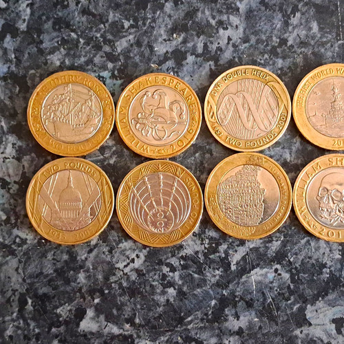 Mixed 2 commemorative - uk, £2