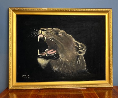 Roaring lion velvet painting - velvet,