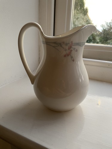 Royal doulton carnation - royal,