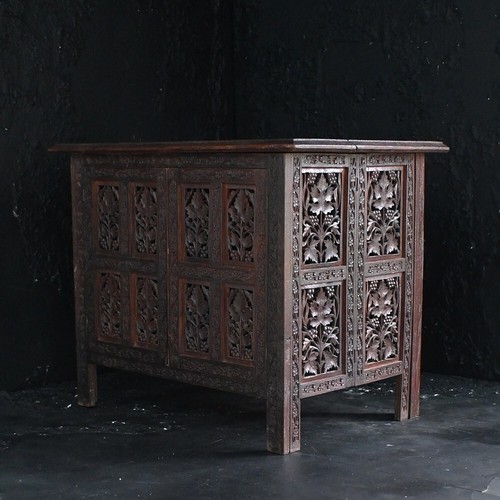 Early 20th century - 20th, hand