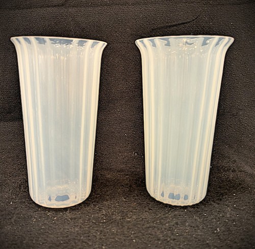 Vintage pair opalescent - pair,