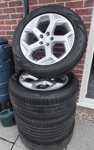 Land rover wheels and - 20”,