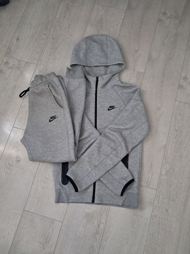 Nike tech fleece - tech,