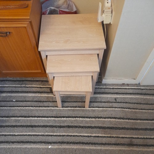 Nest tables set - of, 3