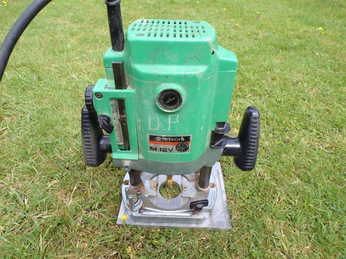 Hitachi 110v m12 router - m12, 1/2"