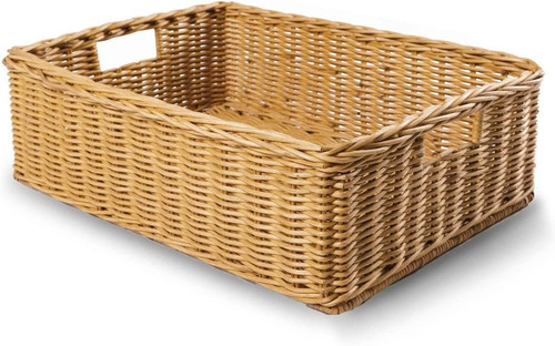 The basket lady - basket,