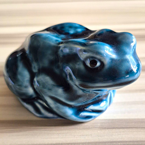 Poole england frog figurine - england,