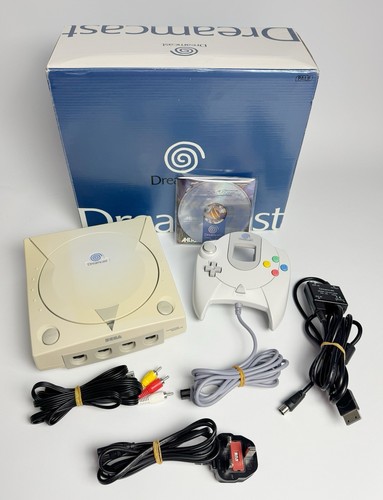 Boxed sega dreamcast console - sega,