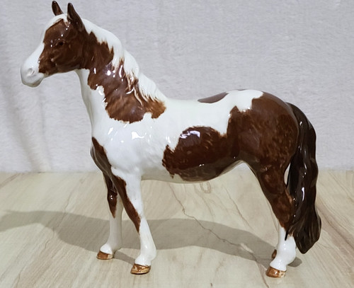 Beswick brown and white - and,