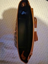 Ladies Moda Nova crossover bag