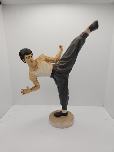 Bruce lee statue - bruce, rare