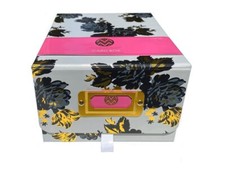 Macbeth Collection Vintage