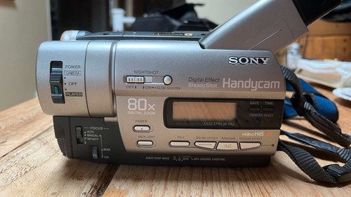 Sony camcorder handycam tr913e - handycam,