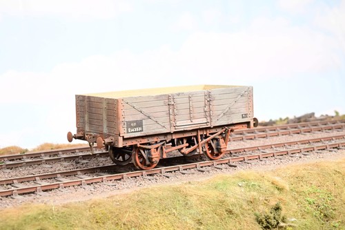 Parkside 7mm gauge ps11 lner - o,