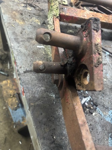 International drawbar cradle - drawbar,