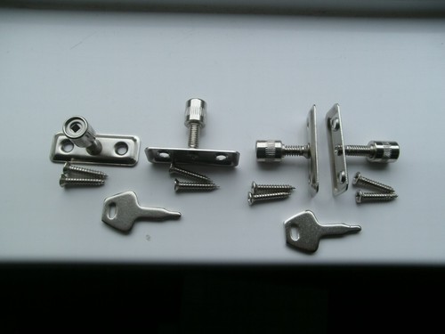 Four sash window - window, fastener