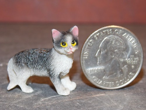 Dollhouse miniature pet - miniature, cat