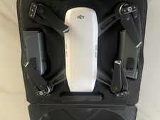 DJI (CP.PT.000904) Spark Drone