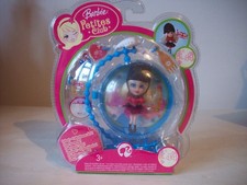 Barbie Petites Club Lea Of London Beefeater Yeoman Guard BN Packaging Yellow