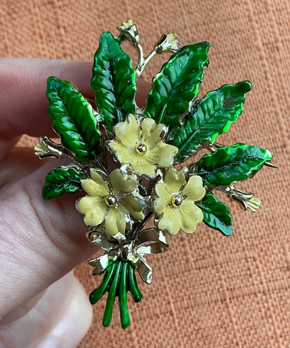 Vintage exquisite primrose - exquisite,