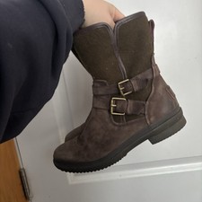 UGG Women’s 6 Brown Leather