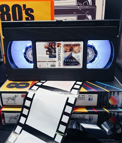 Retro vhs lamp titanic - retro, lamp,titanic