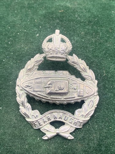 Royal tank regiment cap badge - royal,