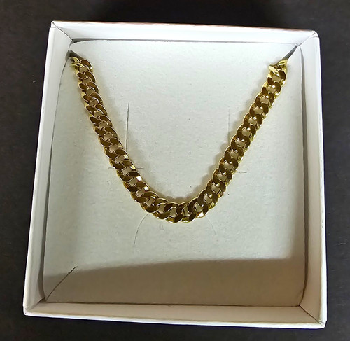 9ct yellow gold curb link - yellow,
