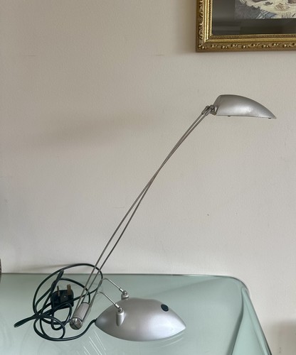 Blue light halogen - light”, desk